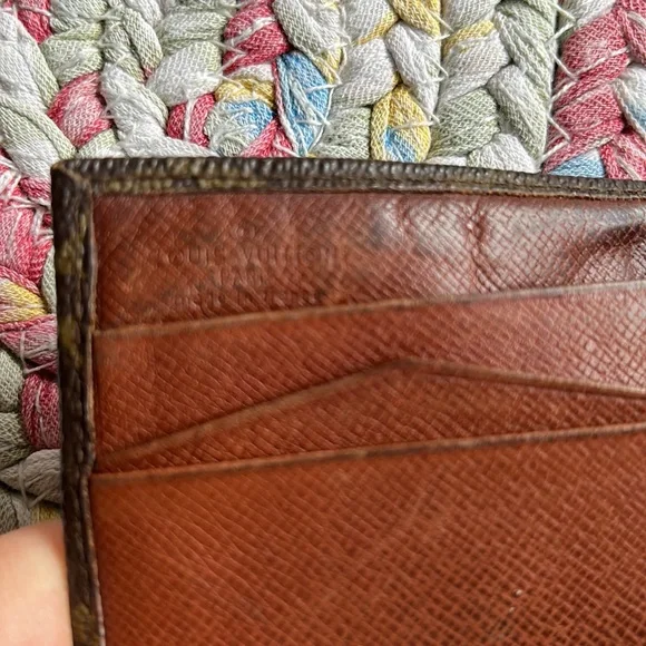 Louis Vuitton 1984 Monogram Wallet - Picture 8 of 10